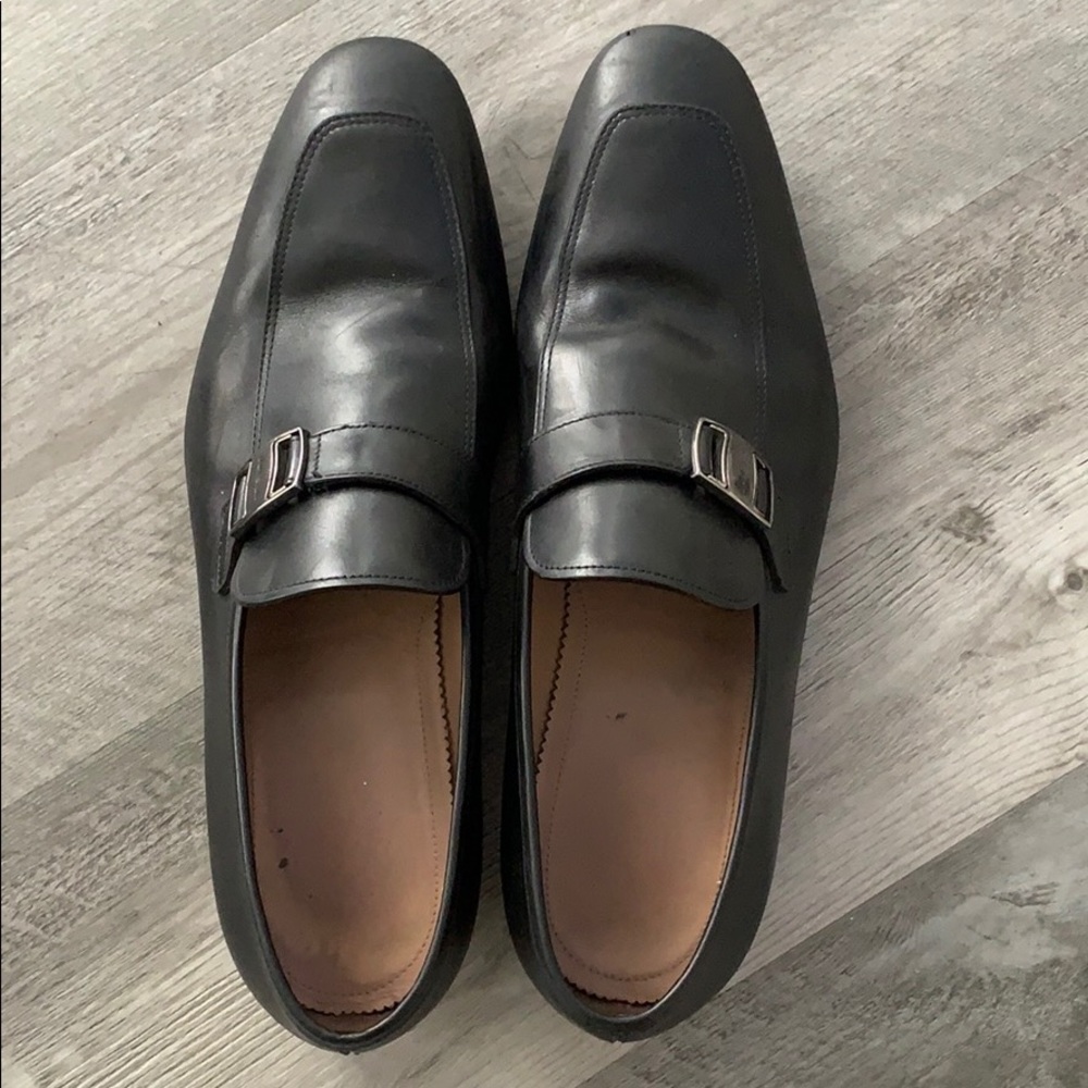 Men’s dress shoes